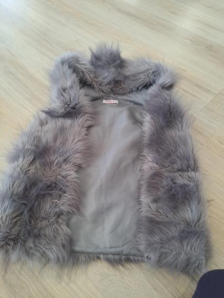 Teplá kožušinová vesta, 134