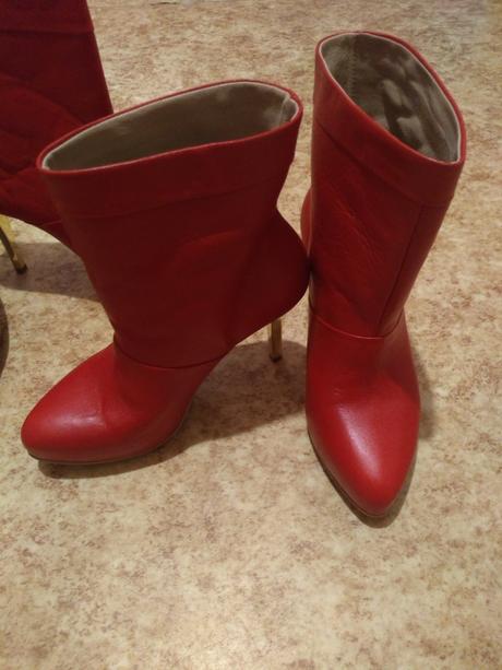 Kožené čižmy nové, 35