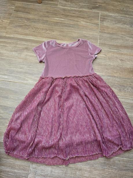 Šaty č.122-128, sinsay,122