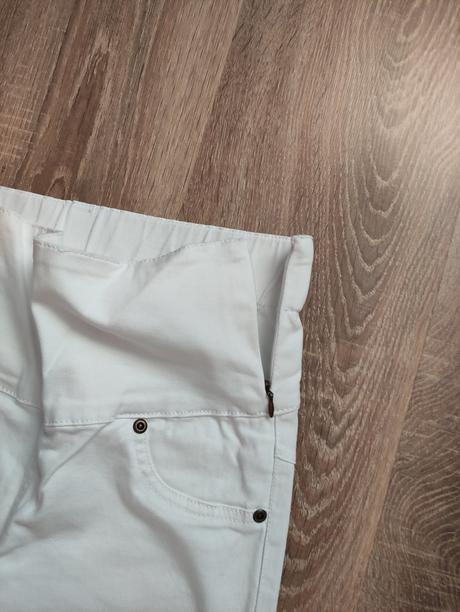 Biele nohavice v 34-36, avon,34