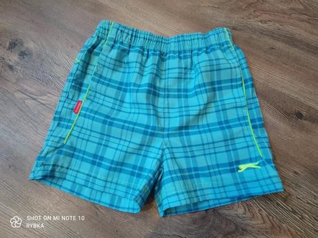 Šortky, slazenger,98