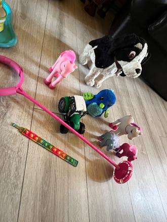 Hračky rozne balik, 