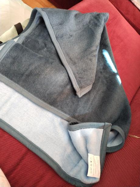 Nova deka aj do kočíka modrá,