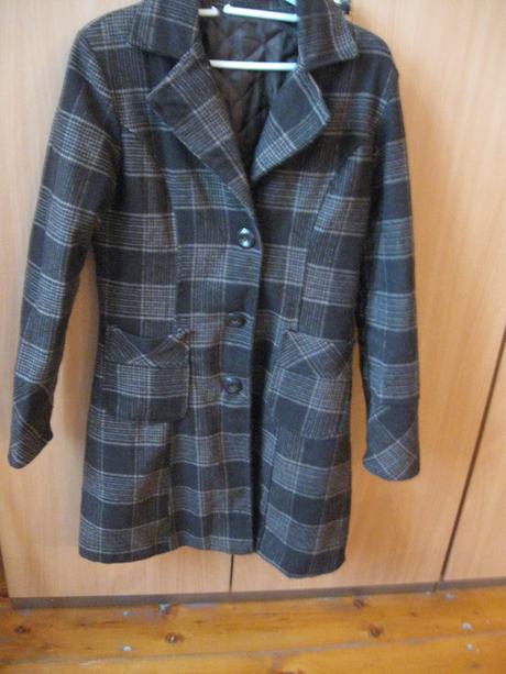 Hnedý károvaný kabát na zimu, s/m, 36/38, s