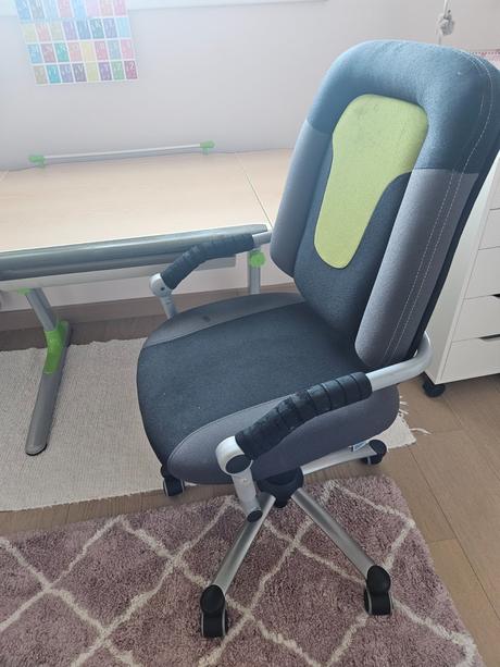 Skolsky nastavitelny stolik mayer,