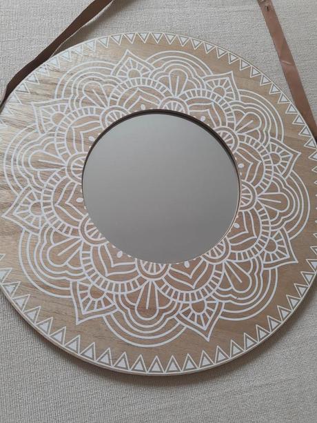 Zrkadlo v štýle boho,