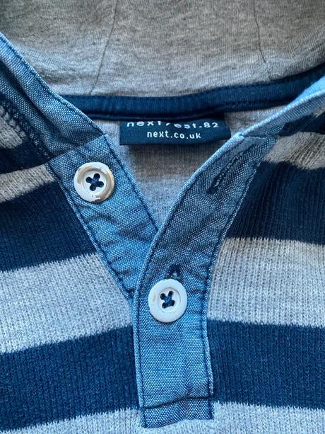 Vesta s kapucňou, next,74