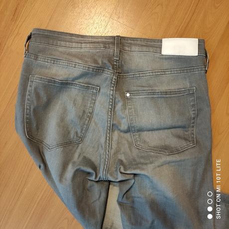 Šedé slimky 31, h&m,l