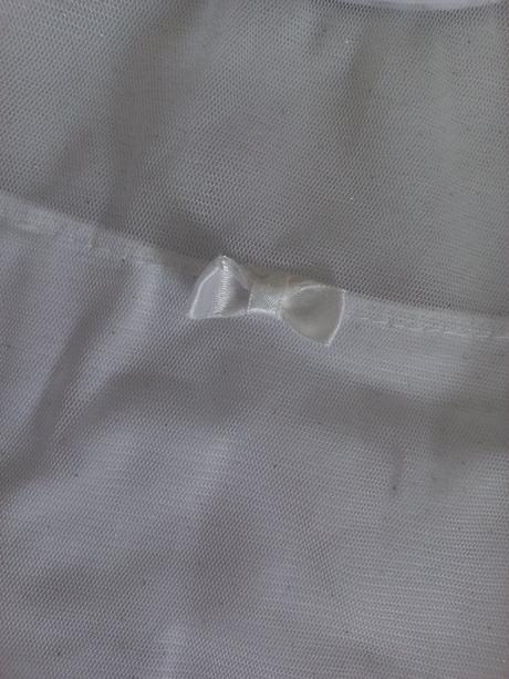 Sviatočné tričko, 98