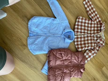 Balík troch bundiciek, 104