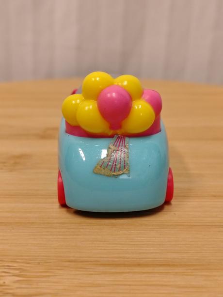 Modré autíčko bumper balloons, mcdonald's 2019, 