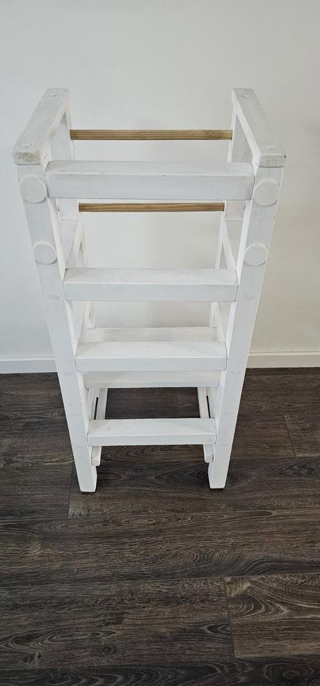 Montessori učiaca veža, 