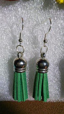 Strapcové náušnice,