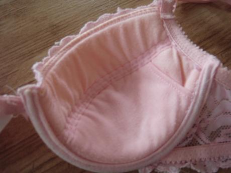 Jemná ružová podprsenka, 75b