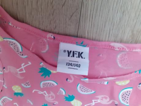 Letné saty top stav, 134