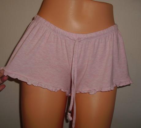 Romanticke kratasky na spanie, h&m