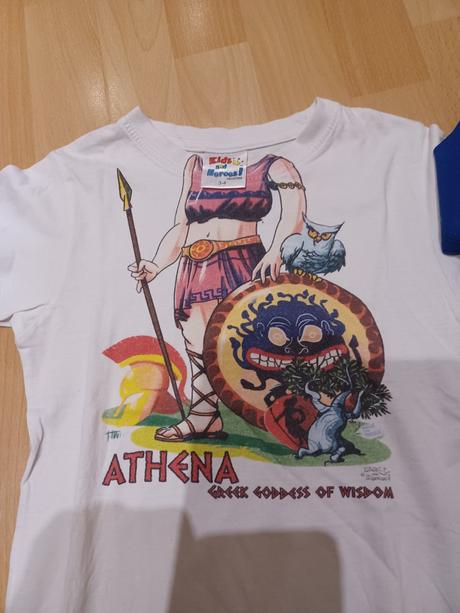 Grecke tričká, 104