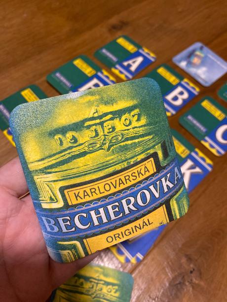 Becherovka podpivníky - tácky pod pivo, 