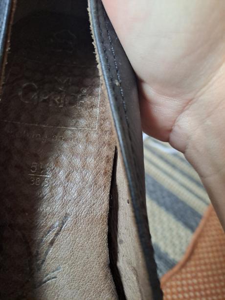 Lodičky caprice, 38