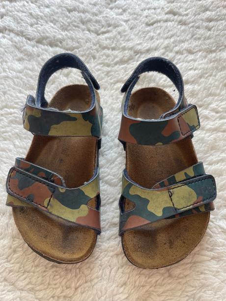 Kozenne maskacove sandalky, 24