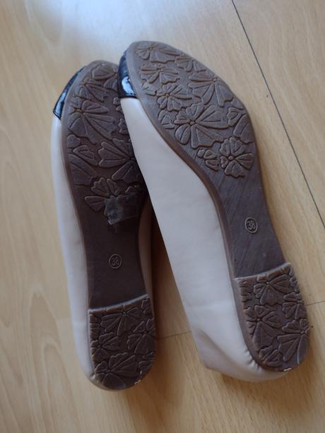 Balerínky ako nové, 38