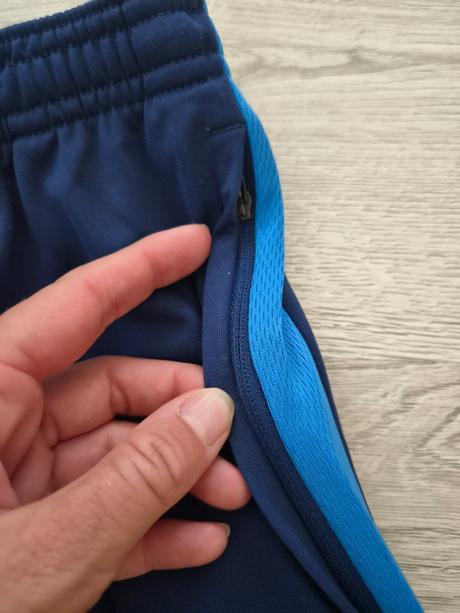 Tepláky, nike,152