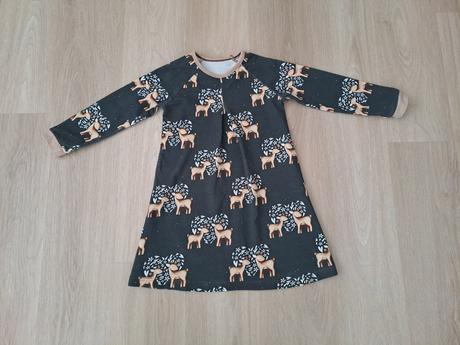 Tunika so srnkami, 122