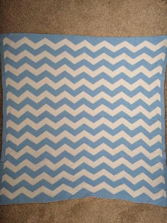 Tenšia pletená dečka ,