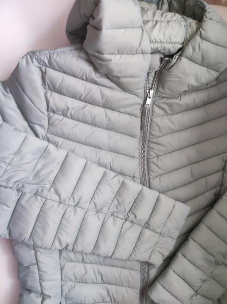 Nenosená, prešívaná, vatovaná bunda, 40