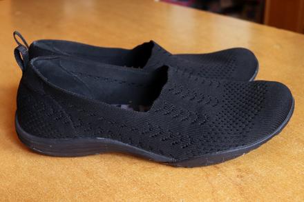 "látkové" balerínky skechers, skechers,40
