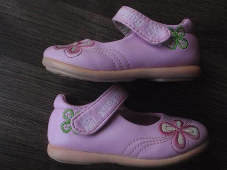 Topánočky/sandálky, 18