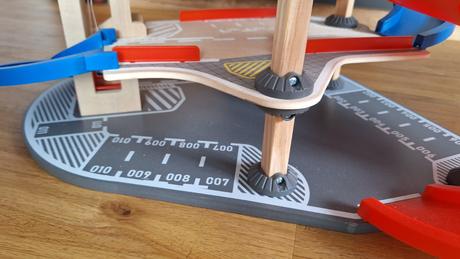 Parkovacia garáž poschodová, 