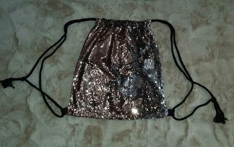 Premieňaci ruksak, zara