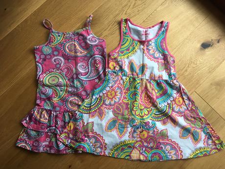 Veselé šaty, pepperts,110