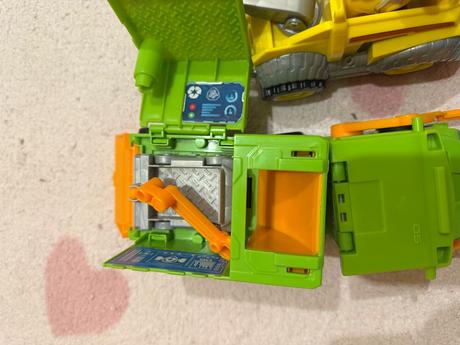 Auticka+figurky paw patrol, 