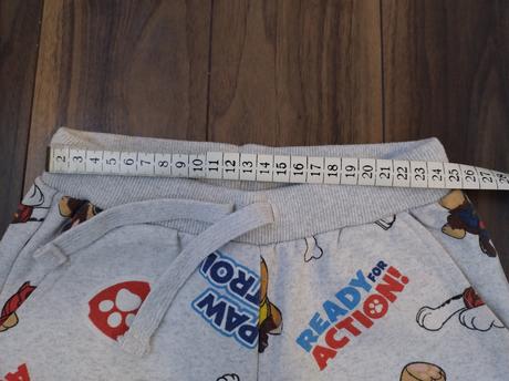 Tepláky, v. 122, sinsay,122