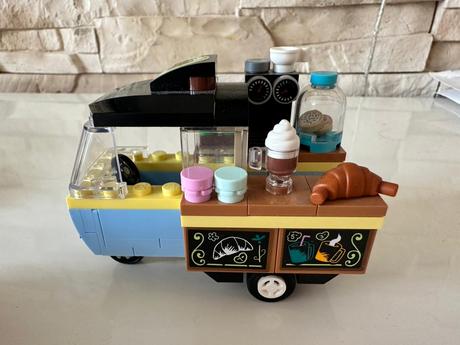 Lego friends mobilná pekáreň, 