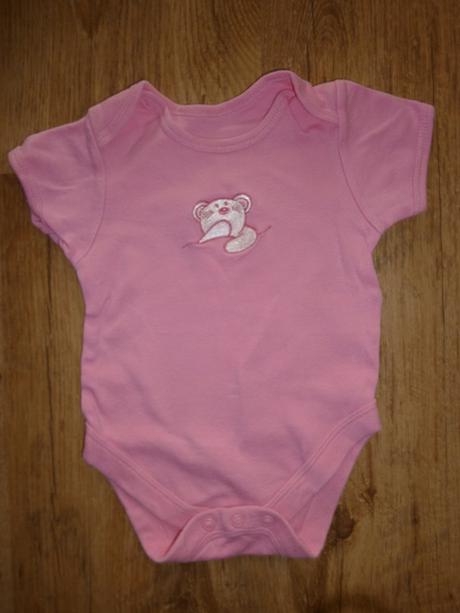 Ruzove body s medvedikom, tesco,68