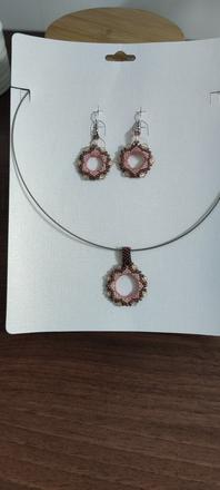 Set náušníc a náhrdelníka, 