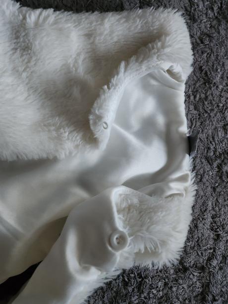 Biela vesticka, pepco,134