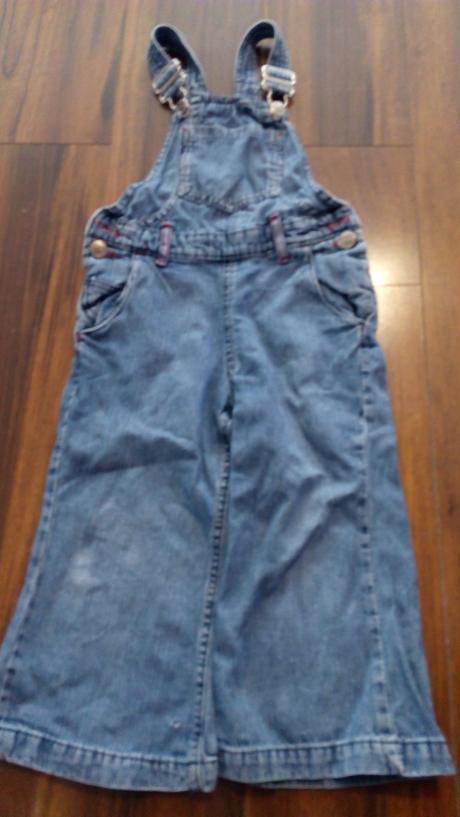 Nohavice na traky, 98