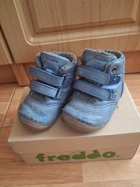 Topanky, čizmičky, froddo,21