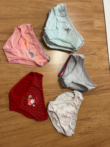 Dievčenské nohavičky, 116