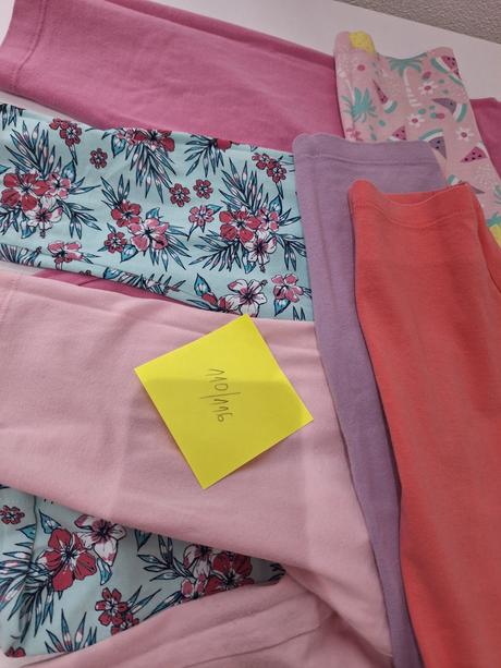 Leginy capri + letne oblecko, 104–116