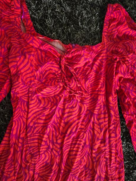 Vzorované šaty, sinsay,m