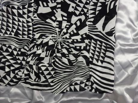 Kvalitné letné šaty, 38