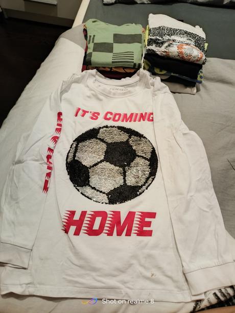 Tricko, reserved,128