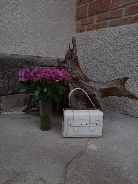 Retro lakovaná kabelka, 