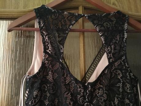 Cipkovane cierne saty s ruzovou podsivkou, next,34