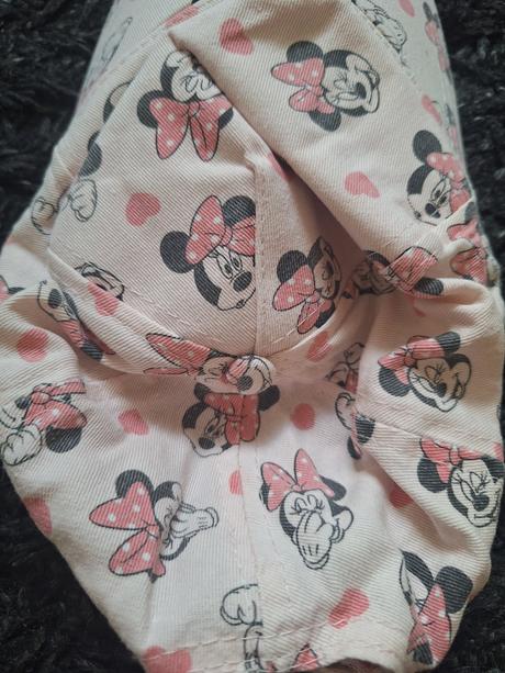 Šiltovka, disney,52